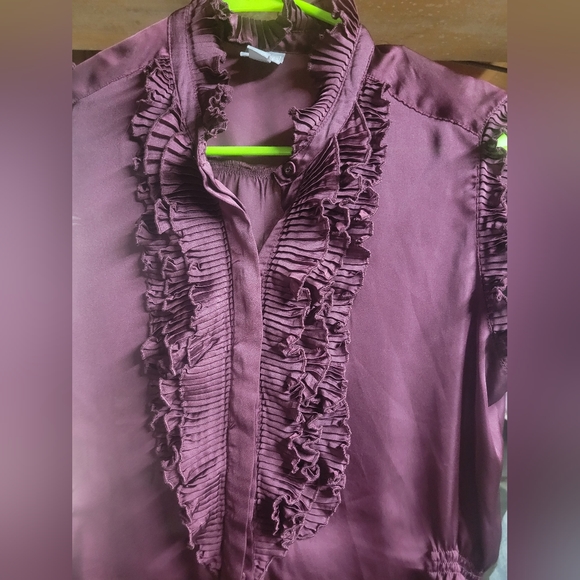 Coverse OneStar Ruffle top (M) - Picture 3 of 5